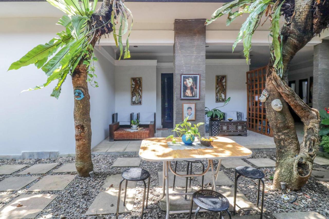 Oyo 1757 Villa Dende ลอมบอก ภายนอก รูปภาพ