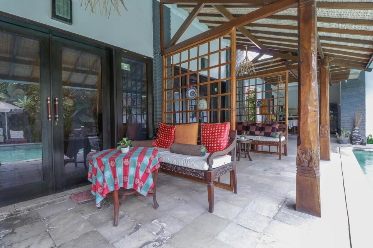 Oyo 1757 Villa Dende ลอมบอก ภายนอก รูปภาพ