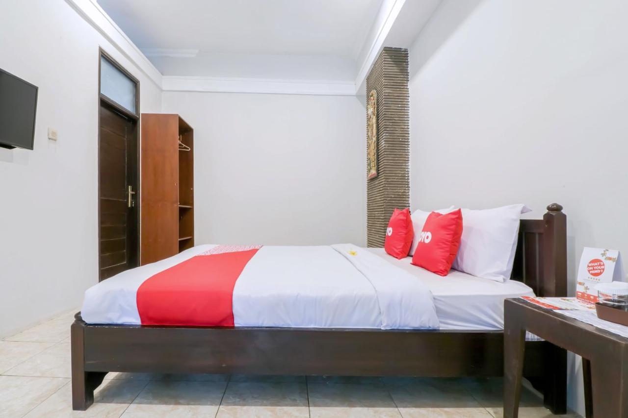 Oyo 1757 Villa Dende ลอมบอก ภายนอก รูปภาพ