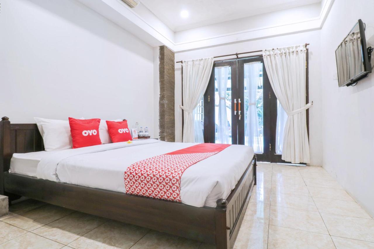 Oyo 1757 Villa Dende ลอมบอก ภายนอก รูปภาพ